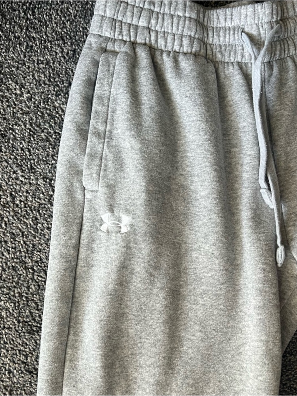 Under Armour Heather Gray Fleece Sweatpants - Picture 2 of 6